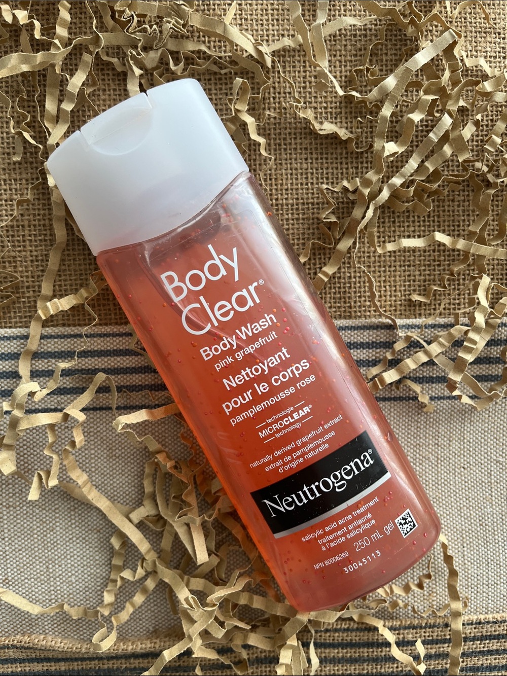 87. Neutrogena Pink Grapefruit Body Clear Body Wash